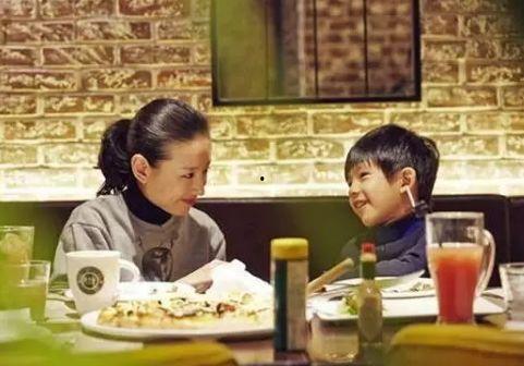 娱乐吃瓜君和七七七七,揭秘娱乐圈背后的秘密与趣闻  第1张